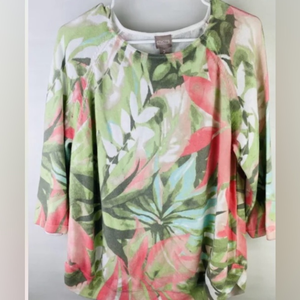🦩Chico's Green & Pink Tropical Floral Lightweight ShirtTail Hem 3/4 Sleeve Sz L